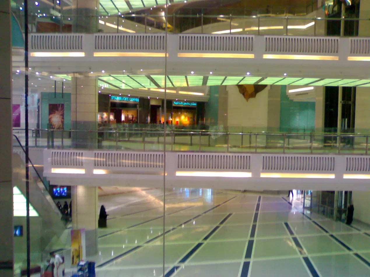 Abraj Al-Bait Makkah atrium interior completion phase Ibrahim Joharji 2007